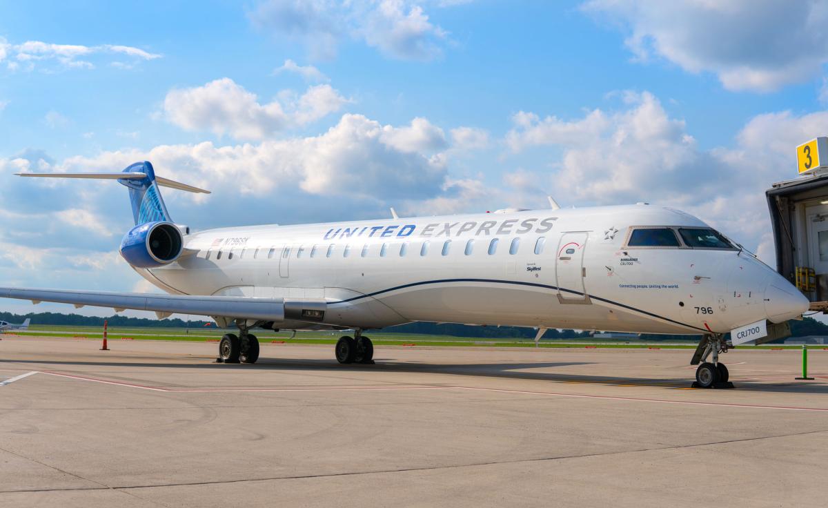 United Plane at CAK